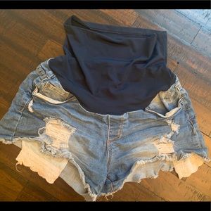 S.O.N.G Distressed maternity jean shorts- Size L